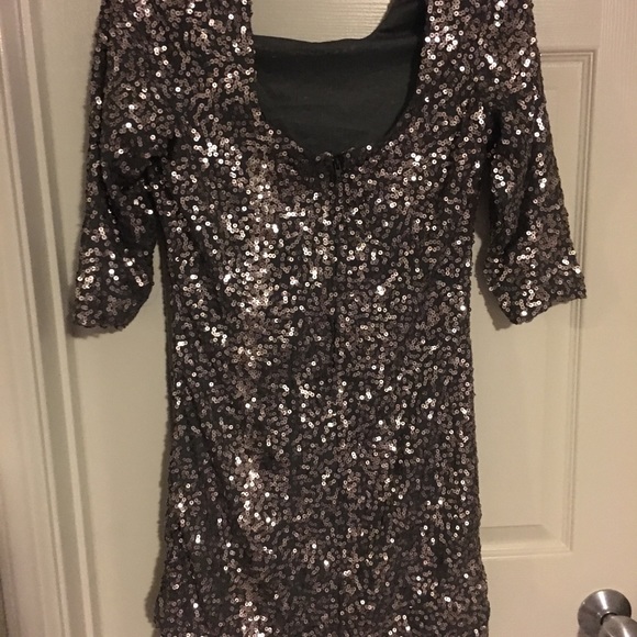 LC silver cocktail dress - Picture 3 of 5